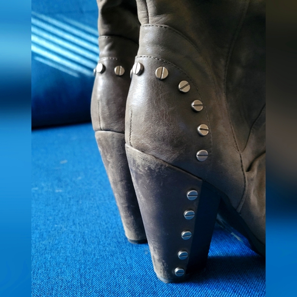 JS Boots - Picture 11 of 11